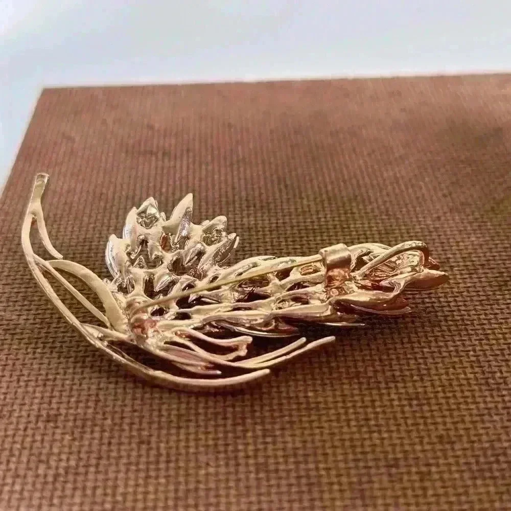 European French Style Ultra-Bright Gradient Crystal Butterfly Brooch